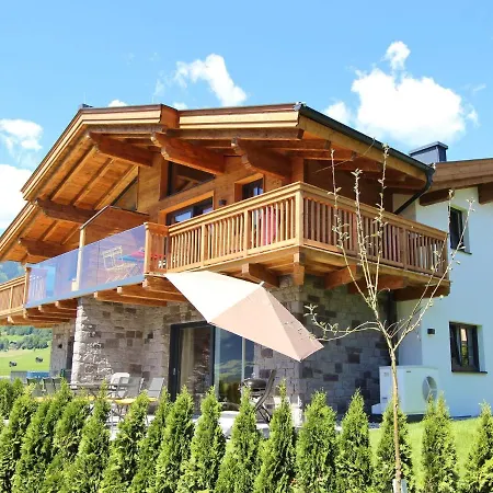 Luxurious Holiday In With Sauna Alpesi faház Piesendorf