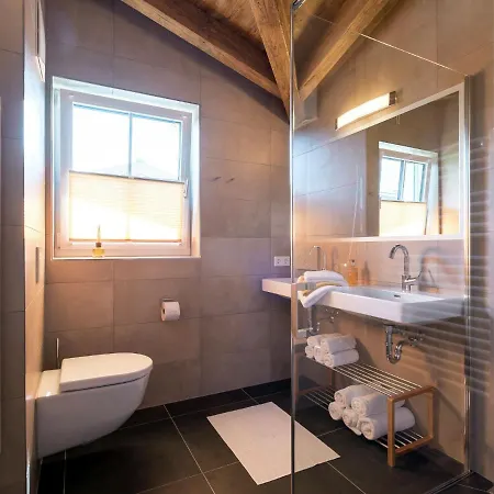 Alpesi faház Luxurious Holiday In With Sauna *