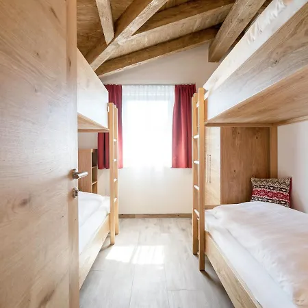 Luxurious Holiday In With Sauna Alpesi faház *
