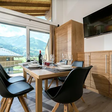 Alpesi faház Luxurious Holiday In With Sauna Piesendorf